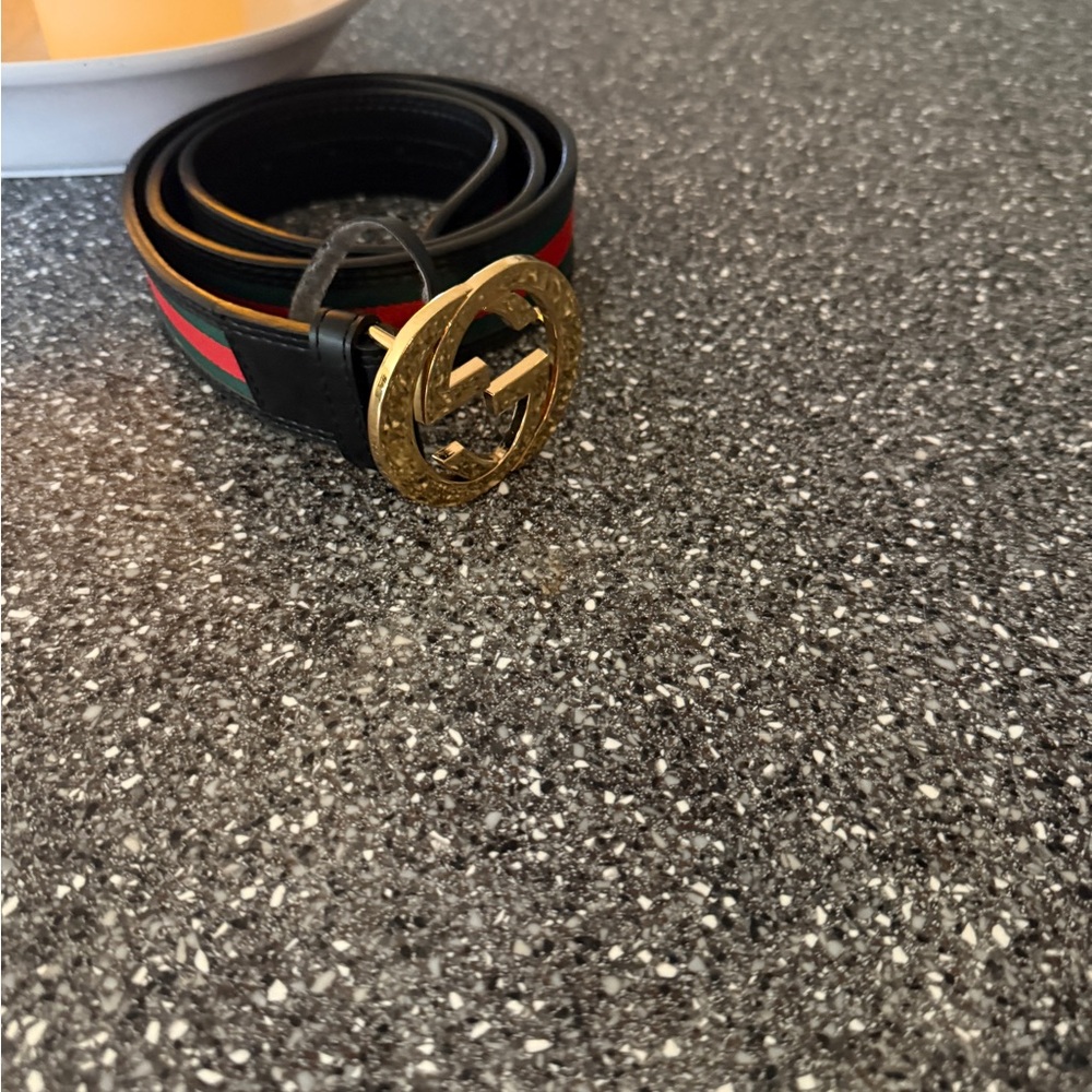 Gucci Black Leather Belt with Red and Green Stripe and Gold Double G Buckle